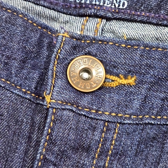 Tommy Hilfiger Boyfriend Mid‑Rise Easy Fit Bootcut Jeans w/ Stretch Blue Wash 4 - Picture 3 of 15